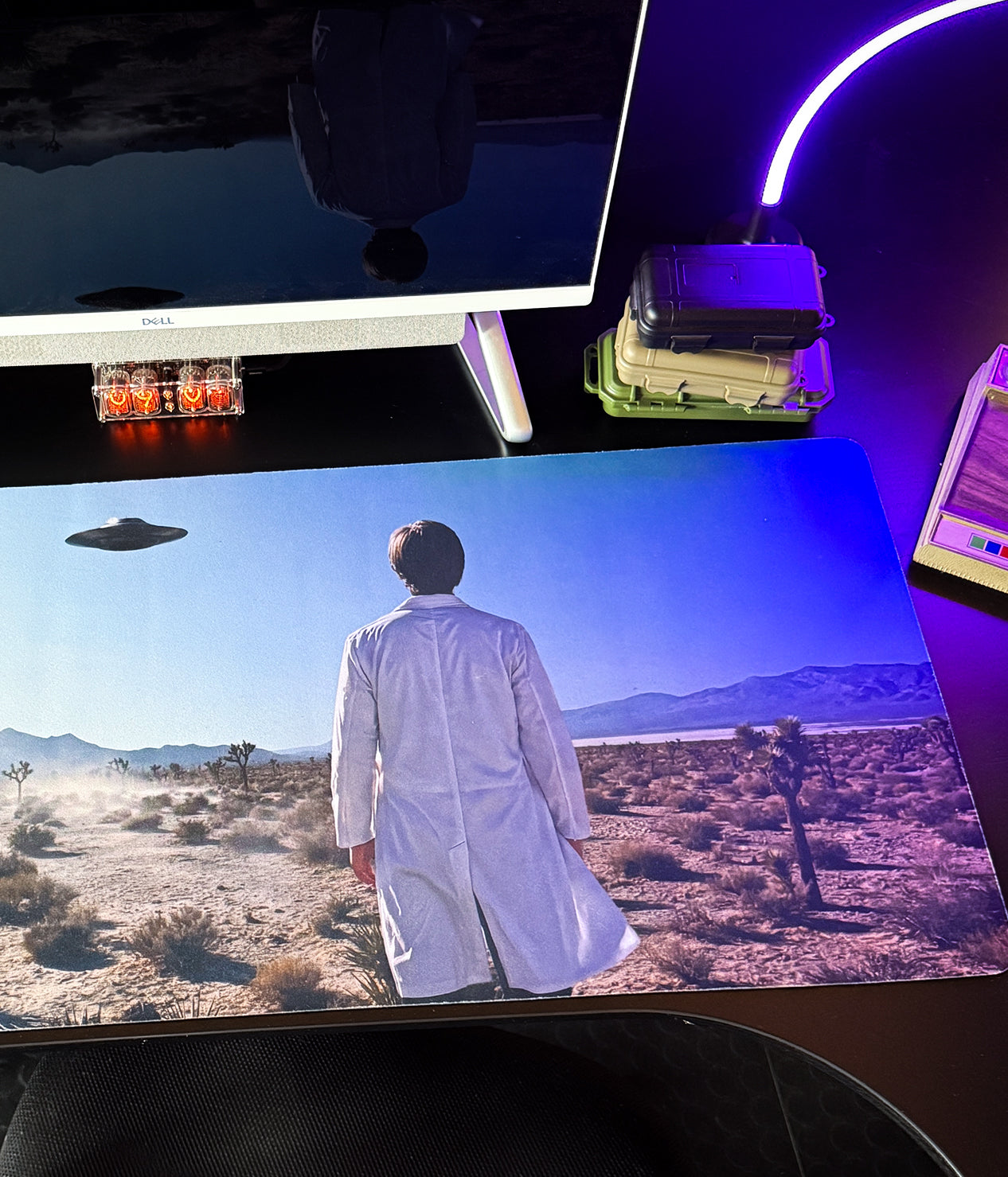 DESKTOP MAT: S4: The Bob Lazar Story